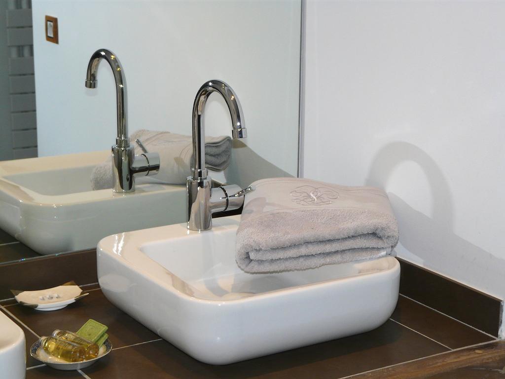 La Frejade Bed & Breakfast Lisle-sur-Tarn ห้อง รูปภาพ